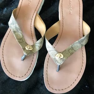 Coach flip flops size 7